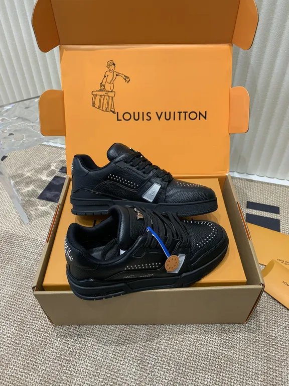 Louis Vuitton Shoe 